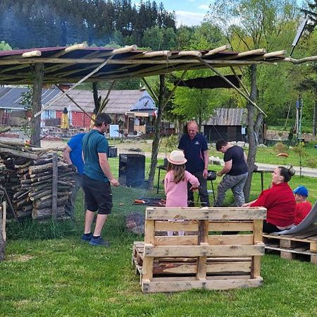Altana Letnia Nr2 - Herbergerowka Agroturystyka Na Wsi Sloszow Buitenkant foto