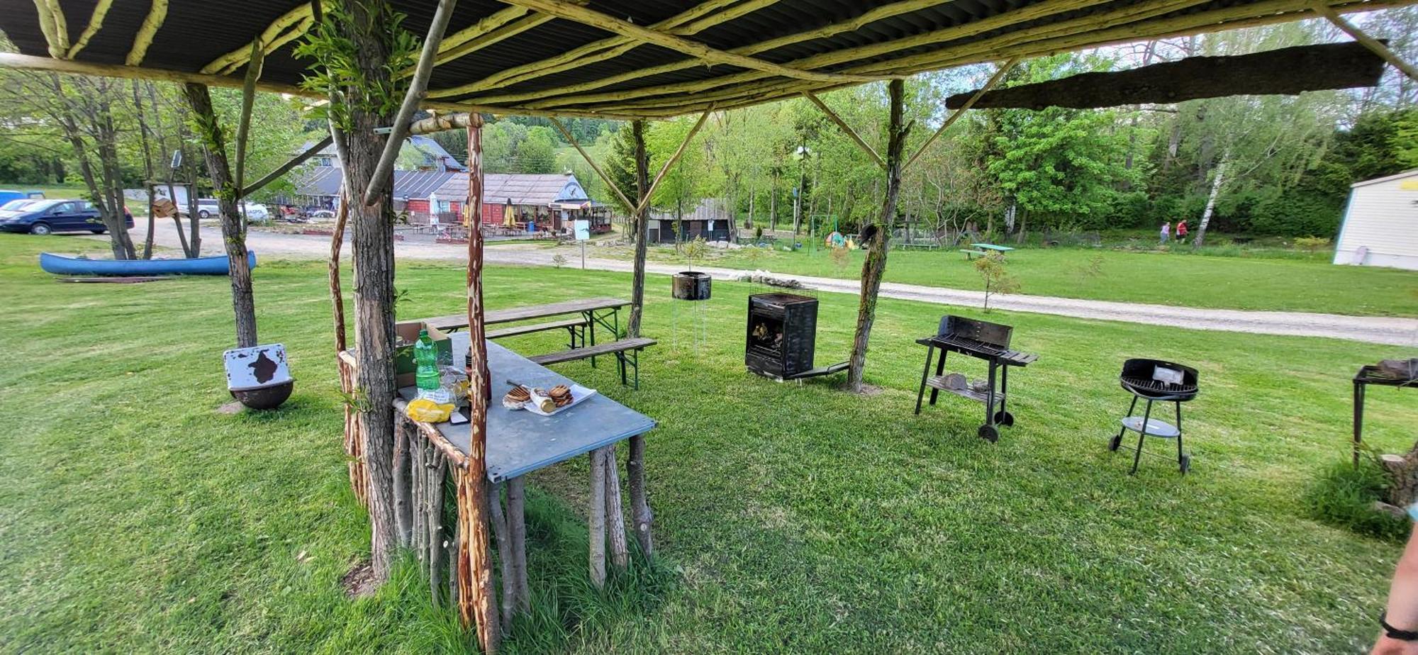 Altana Letnia Nr2 - Herbergerowka Agroturystyka Na Wsi Sloszow Buitenkant foto